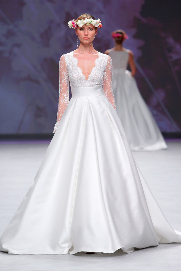 ilovebrides.pt Aire Barcelona Coleção 2020 vestidos de noiva